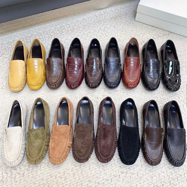 Mirror Quality Loafers Slippers Men Women Designer Dress Shoes Creased Design Le Loafer Slip On Mules Penny Loafer Streetwear Daily Casual Flat Shoes 1137