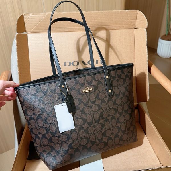 Tote Bag Designer Bag Women's Fashion Classic Shoulder Bag Luxury Handbags Flower Letter Large Capacity Leather Totes Commuting Shopping Bag Casual Tote 01